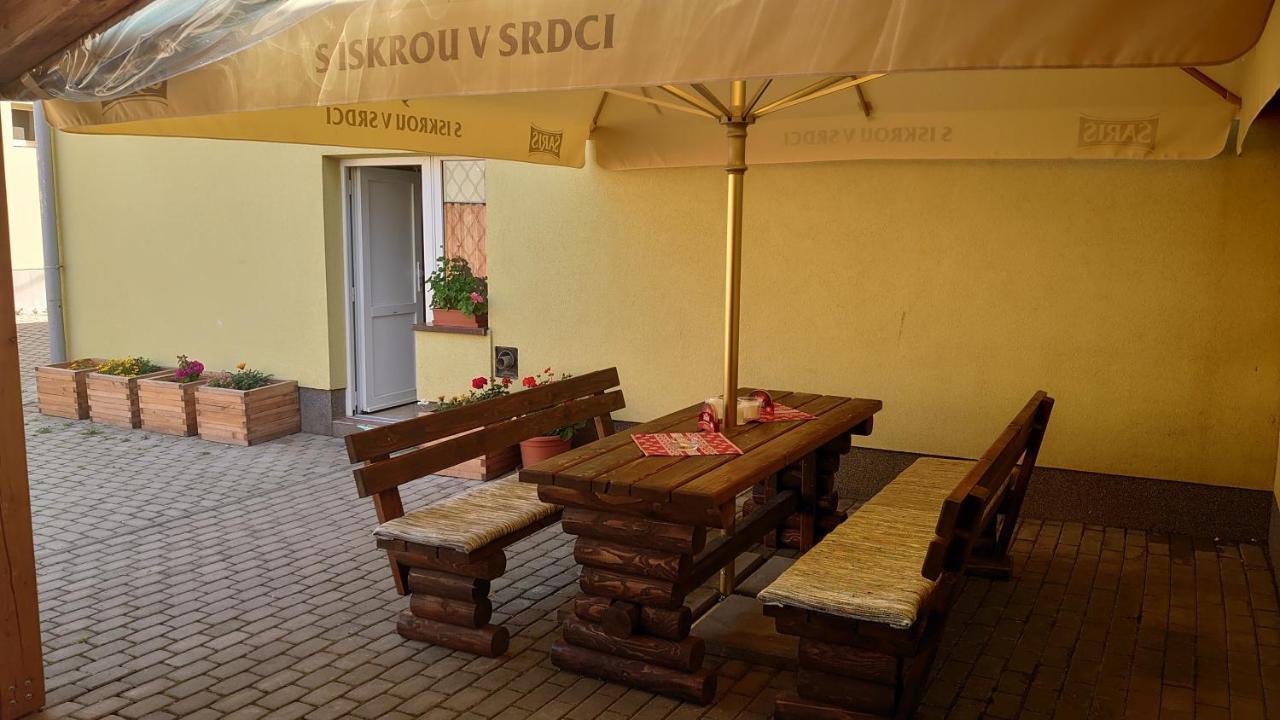 Penzion & Bar Natali Spissky Stvrtok Εξωτερικό φωτογραφία